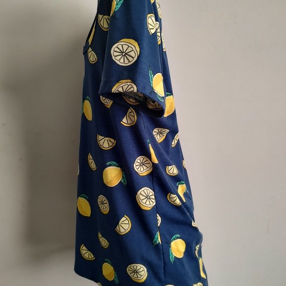 LuLaRoe Classic Tee (tee only!) - Picture 4 of 8